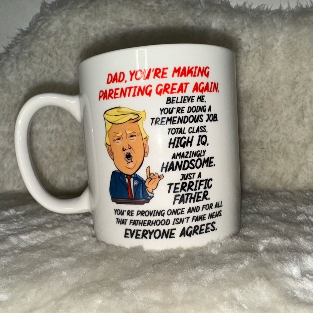 Loud Mouth Mugs “I Love You Dad” Mug with President Donald Trump’s Voice